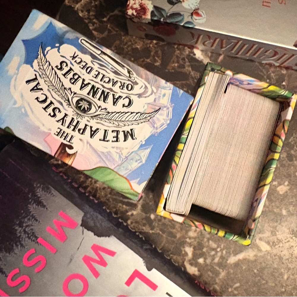 Oracle Deck - Colorful Artwork - Picture 4 of 4